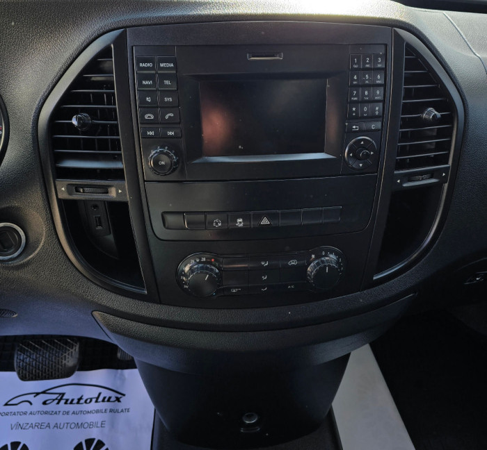 Mercedes Vito photo 7