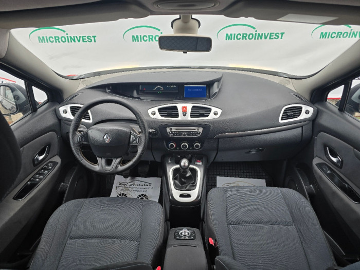 Renault Grand Scenic photo 14