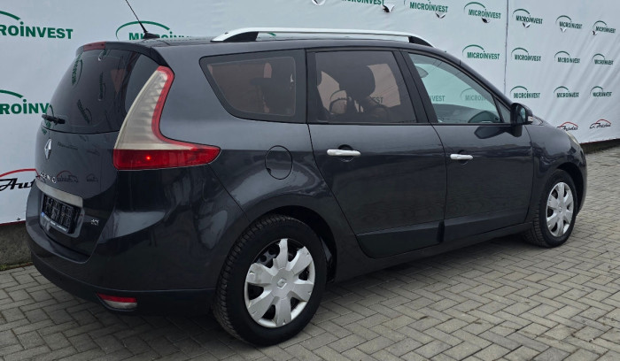Renault Grand Scenic photo 4
