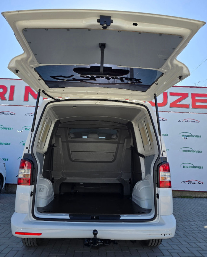 Volkswagen Transporter photo 12