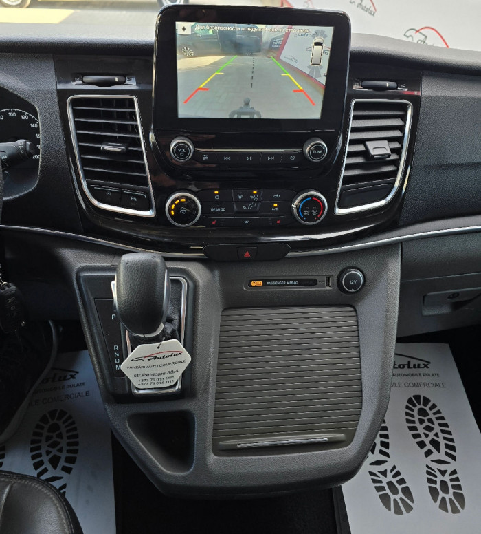 Ford Custum tourneo photo 9