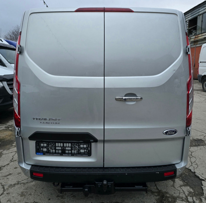 Ford Transit Custum TVA photo 11