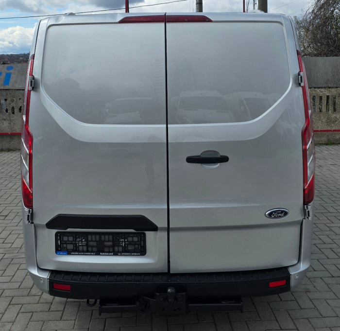 Ford Transit Custum TVA photo 12