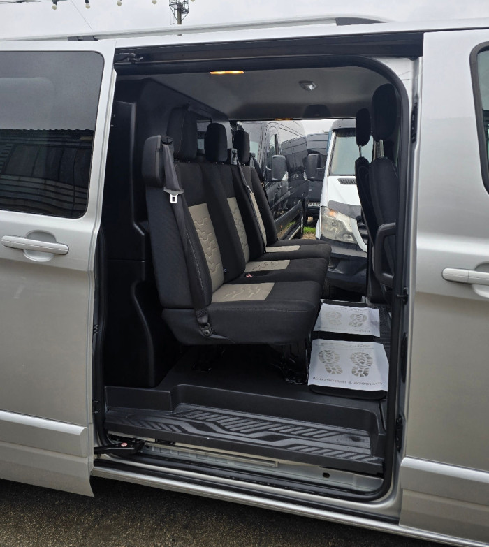 Ford Transit Custum photo 12