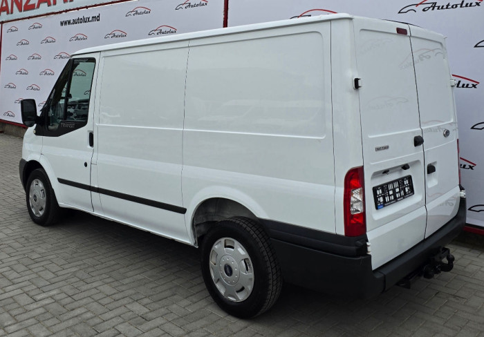 Ford Transit photo 3
