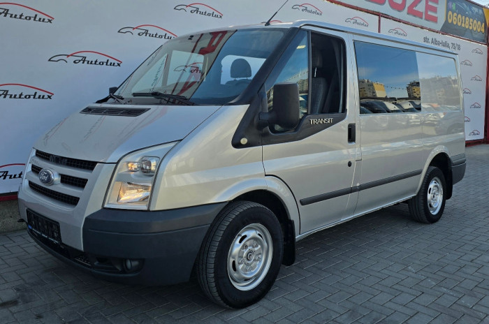 Ford Transit photo 2