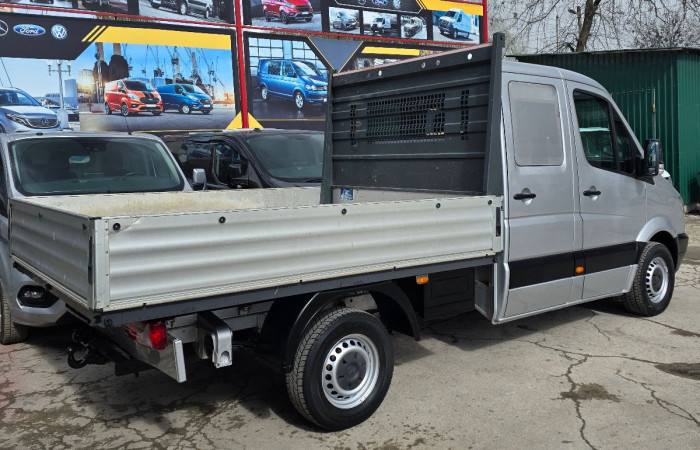 Mercedes Sprinter photo 2