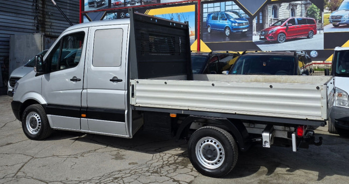 Mercedes Sprinter photo 3