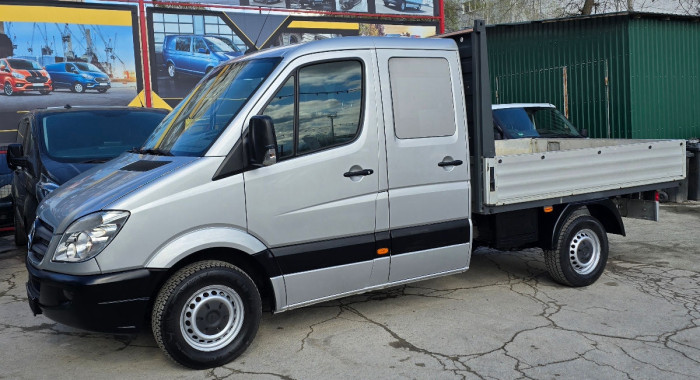 Mercedes Sprinter photo 5