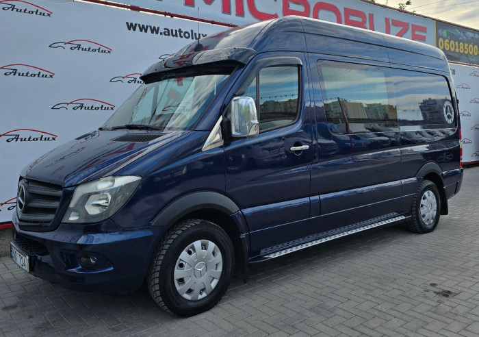 Mercedes Sprinter photo 2