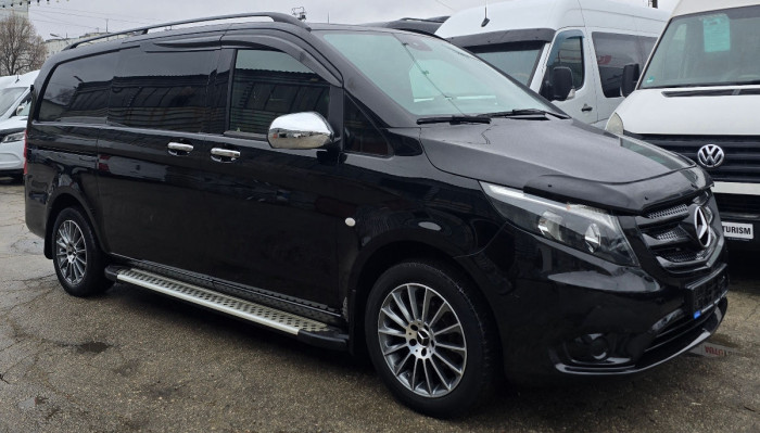 Mercedes Vito photo 1