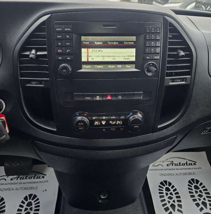 Mercedes Vito photo 8