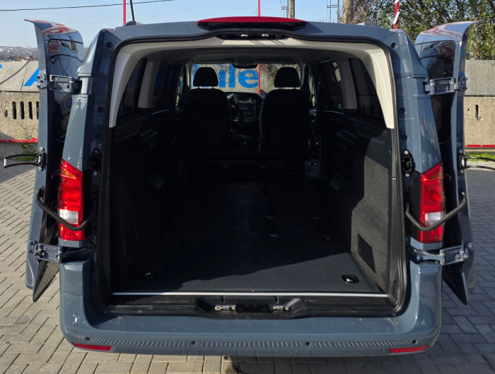 Mercedes Vito photo 13