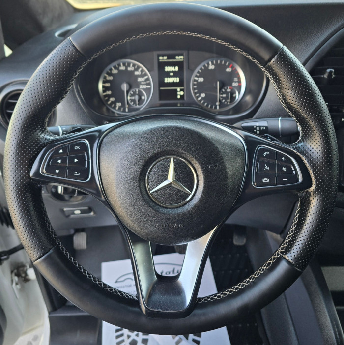 Mercedes Vito photo 11