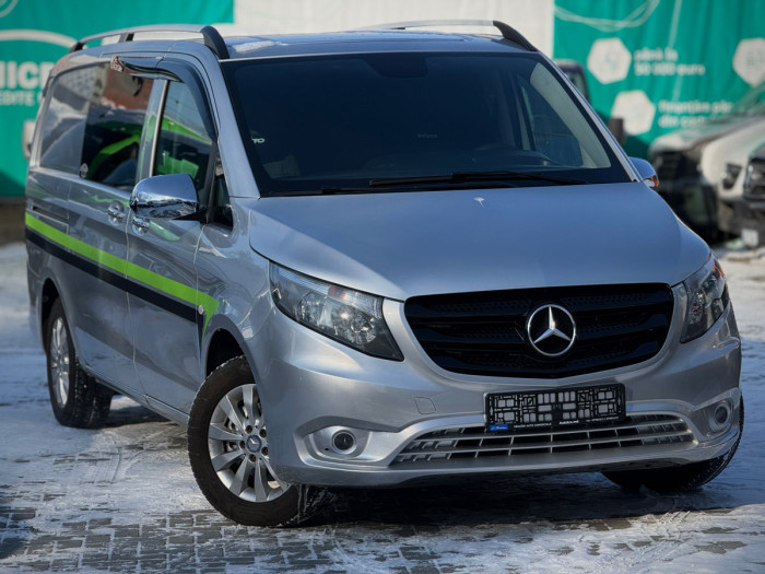 Mercedes vito photo