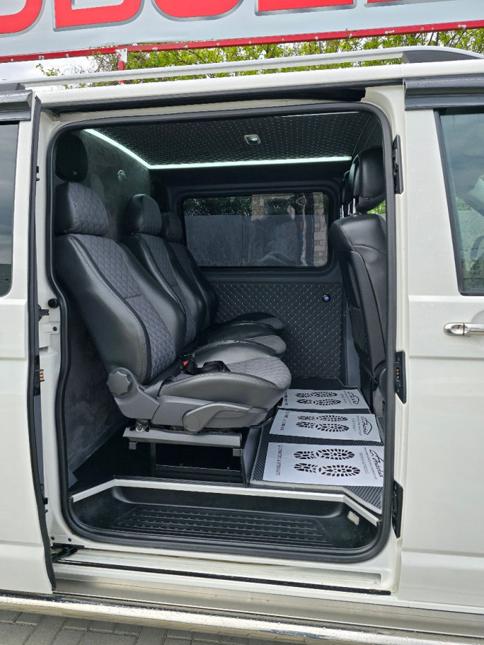 Volkswagen Transporter photo 8
