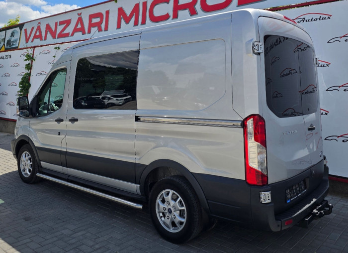Ford Transit photo 2