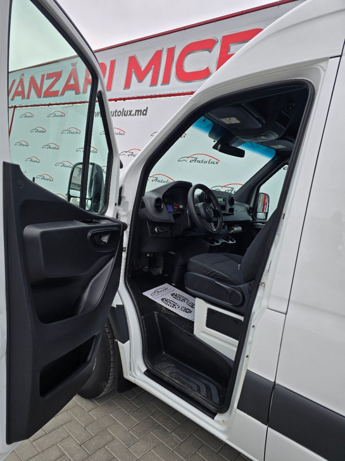 Mercedes Sprinter cu TVA photo 5
