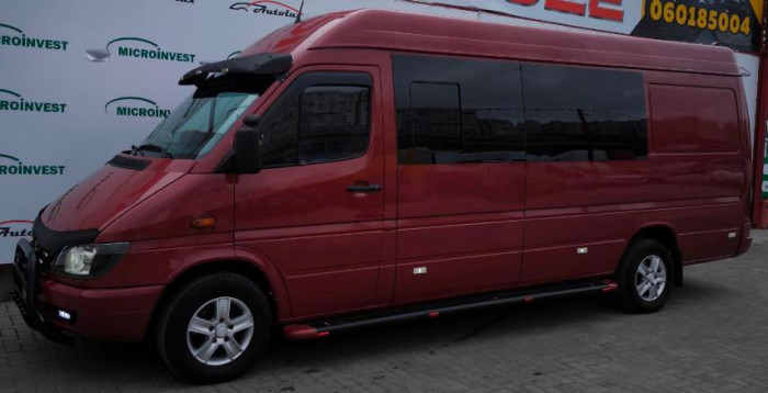 Mercedes Sprinter photo 2
