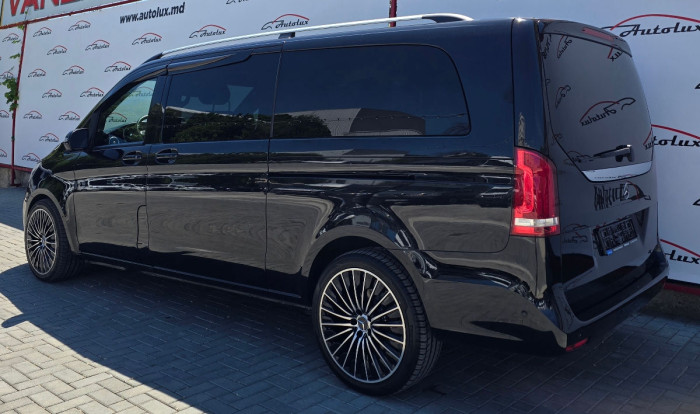 Mercedes V Class photo 3