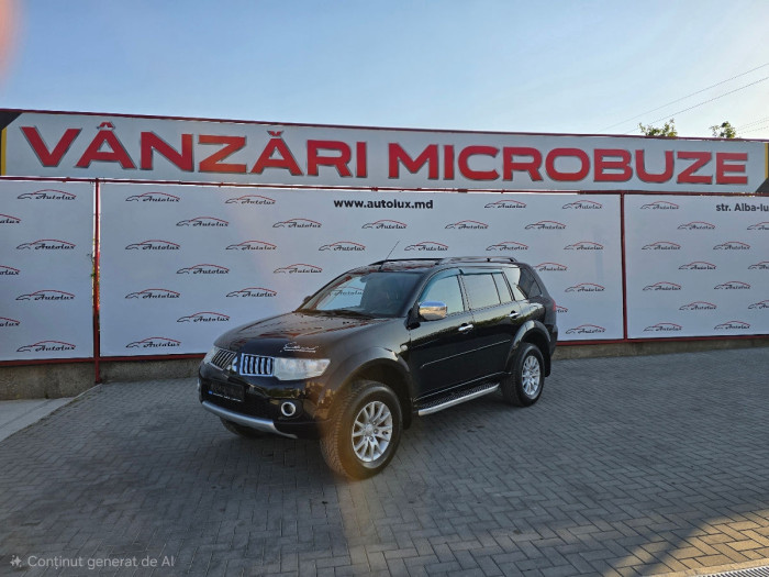 Mitsubishi Pajero photo
