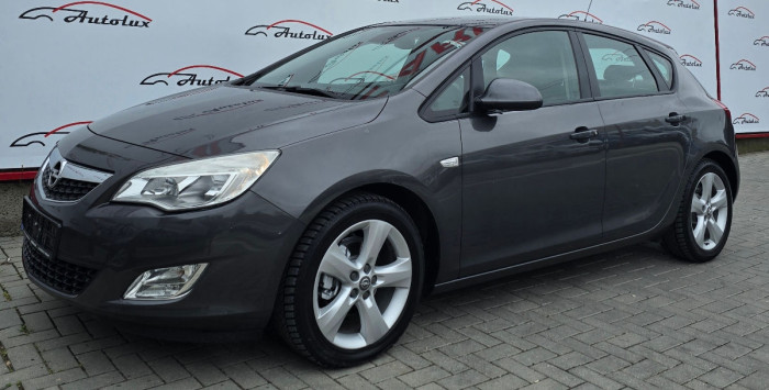 Opel Astra - Autolux.md Opel Astra photo 2