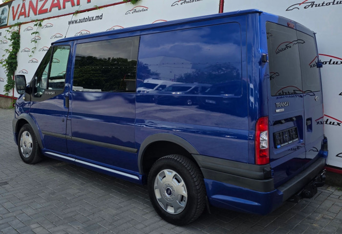 Ford Transit photo 3