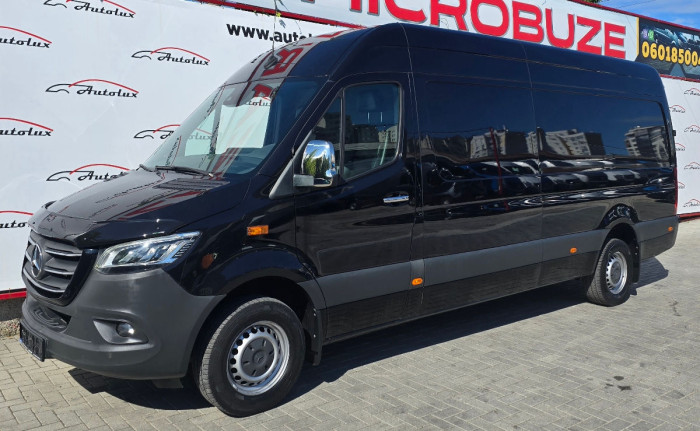 Mercedes Sprinter photo 2