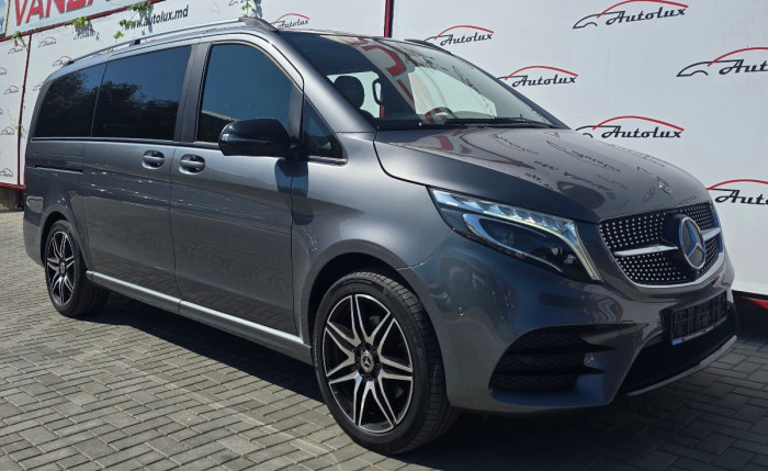 Mercedes V class photo 1