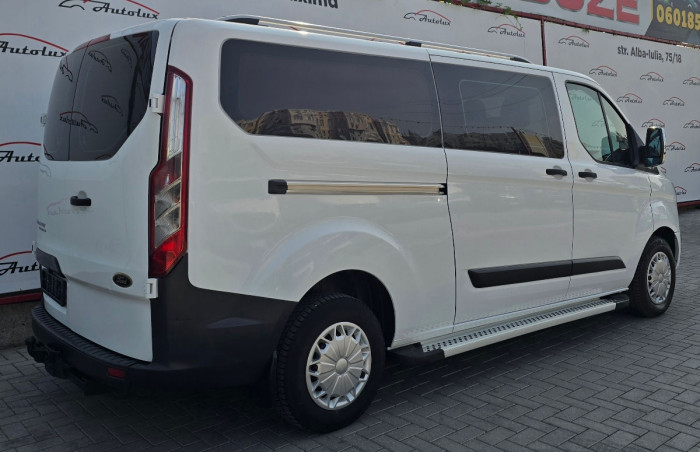 Ford Transit custum photo 4