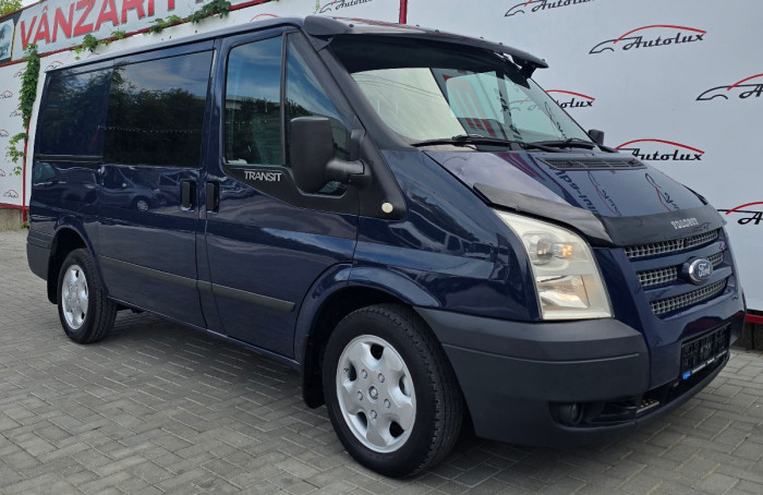 Ford Transit photo 1