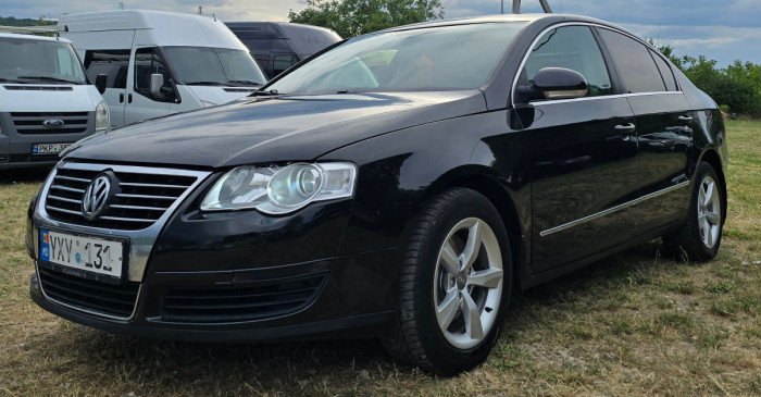 Volkswagen Passat photo