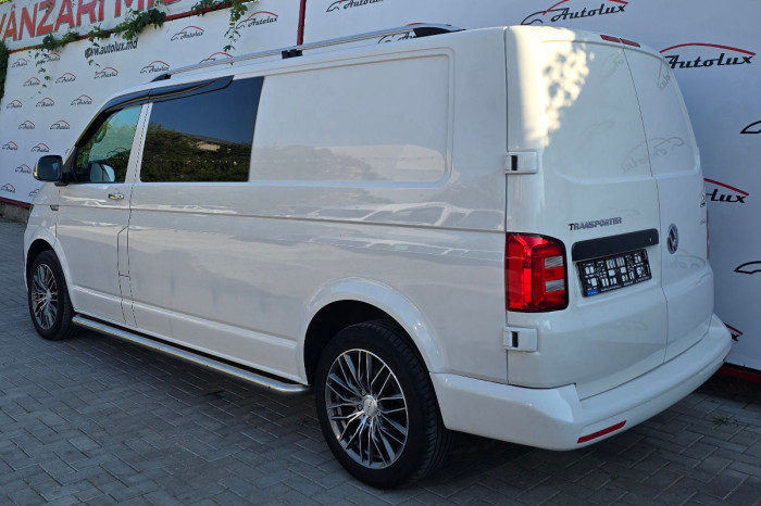 Volkswagen Transporter photo 3