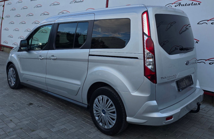 Ford Tourneo Connect photo 3
