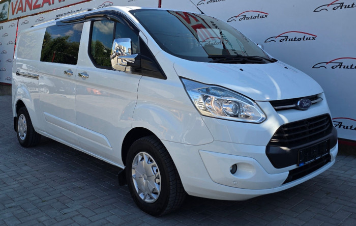 Ford Transit Custum photo 1