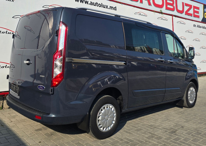 Ford Transit Custum photo 4