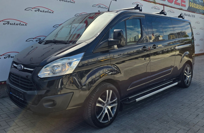 Ford Transit Custum photo 2