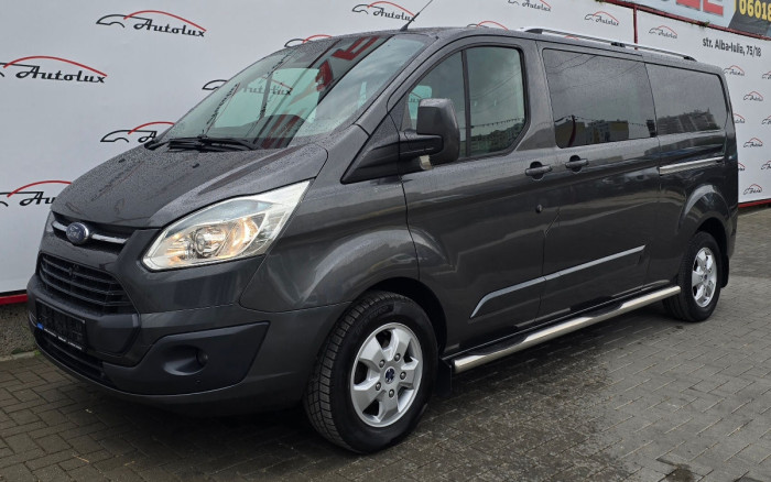 Ford Transit Custum photo 2