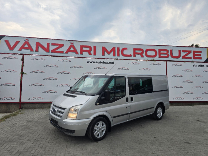 Ford Transit photo