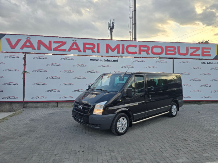 Ford Transit photo