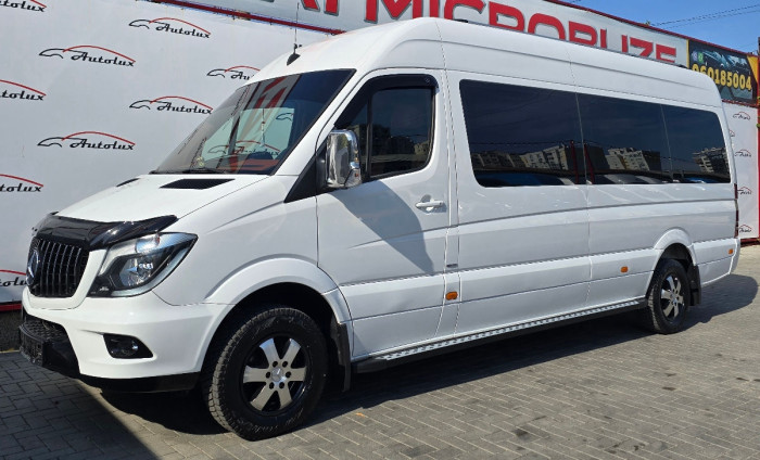 Mercedes Sprinter photo 2