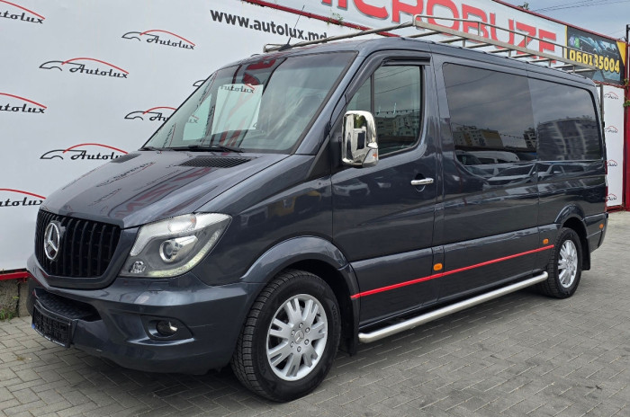 Mercedes Sprinter photo 2