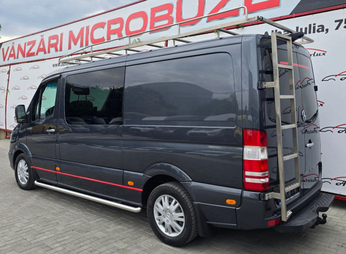 Mercedes Sprinter photo 3