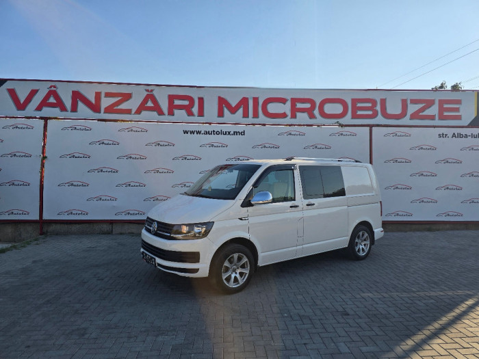 Volkswagen Transporter photo