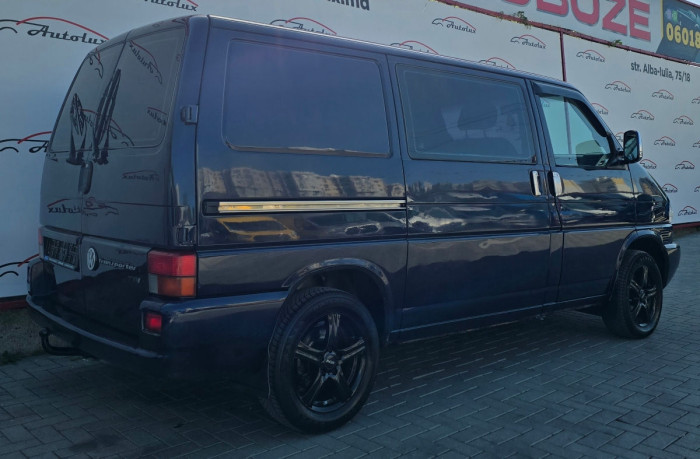 Volkswagen Transporter photo 4