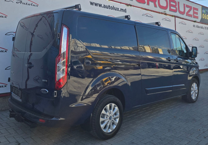 Ford Transit Custum photo 4
