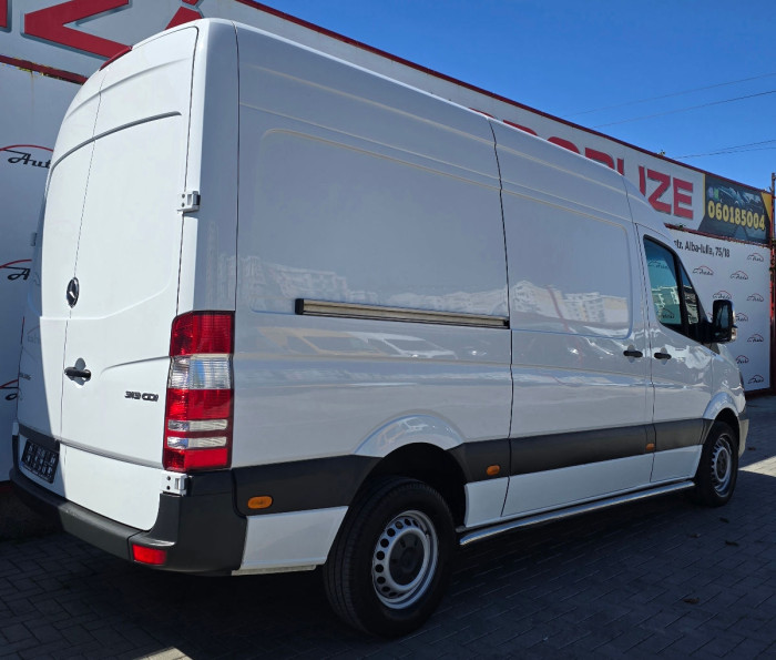 Mercedes Sprinter cu TVA photo 4