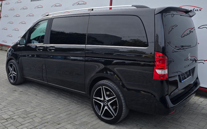 Mercedes V Class photo 3