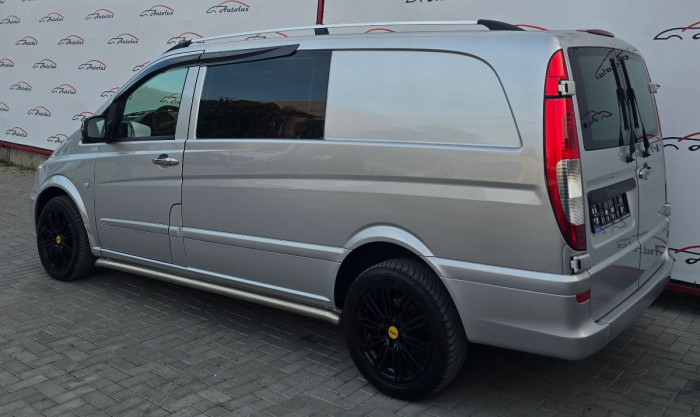 Mercedes Vito photo 3