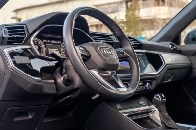 Audi Q3, 2020 photo 6